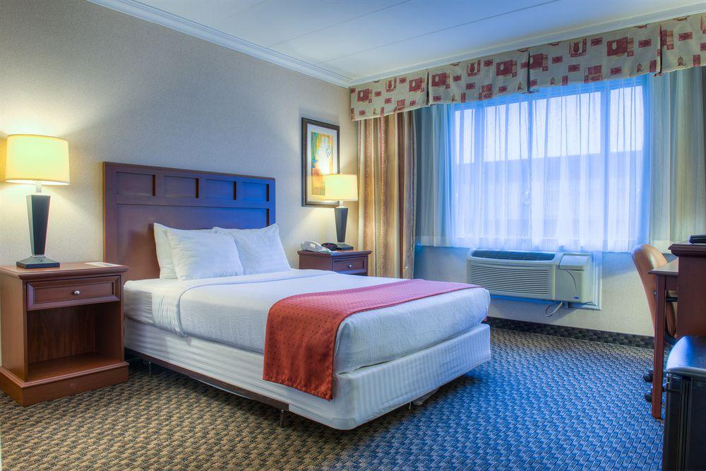 Four Points By Sheraton Windsor Downtown Luaran gambar
